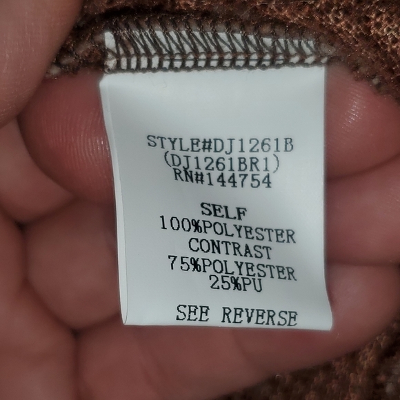 𝅺davi & Dani sherpa Fuzzy super soft Vest with Faux Leather Trim size Medium - Picture 9 of 10